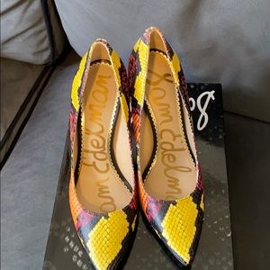 Sam Edelman mutli colored pumps